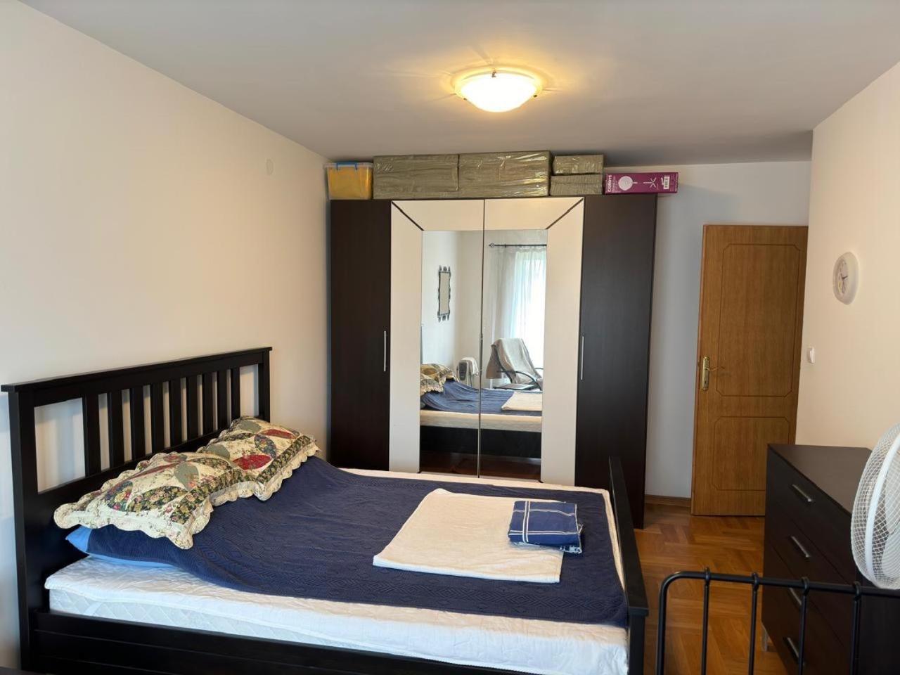 Apartment One Bedroom In Center Of
